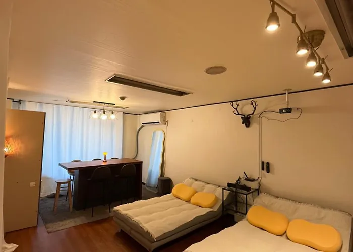 Special Place At The Gangnam705