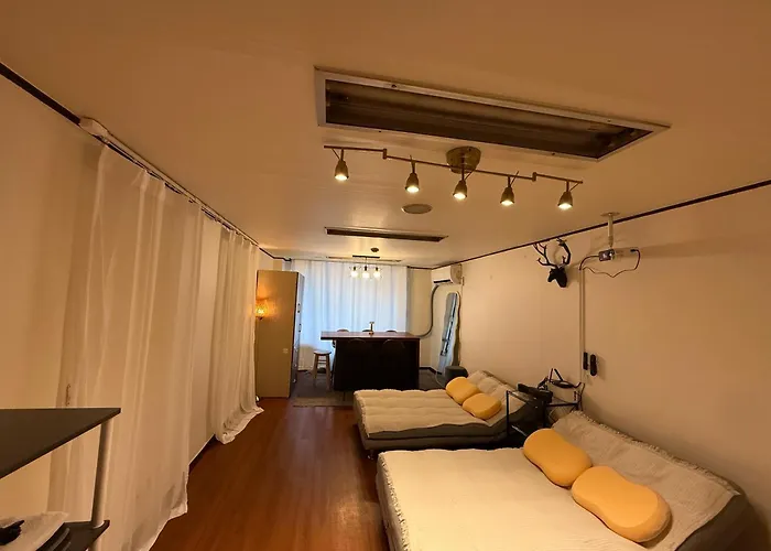 Special Place At The Gangnam705